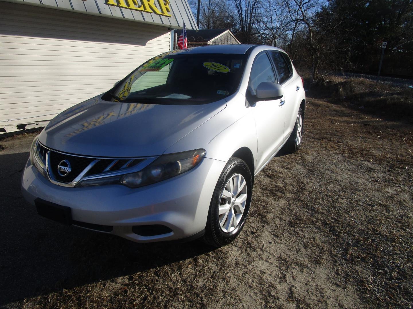 2012 Silver Nissan Murano (JN8AZ1MU2CW) , located at 2553 Airline Blvd, Portsmouth, VA, 23701, (757) 488-8331, 36.813889, -76.357597 - Down Payment: $799 Weekly Payment: $100 APR: 23.9% Repayment Terms: 42 Months ***CALL ELIZABETH SMITH - DIRECTOR OF MARKETING @ 757-488-8331 TO SCHEDULE YOUR APPOINTMENT TODAY AND GET PRE-APPROVED RIGHT OVER THE PHONE*** - Photo#1